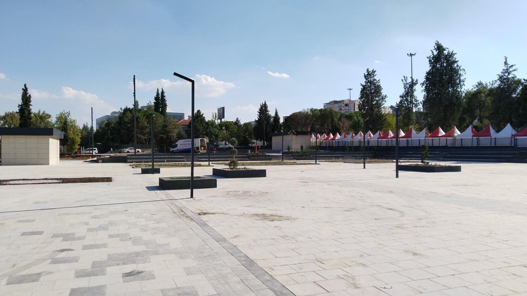 10 yıl önce yıkılan Uşak Lisesi için yürüyecekler!
