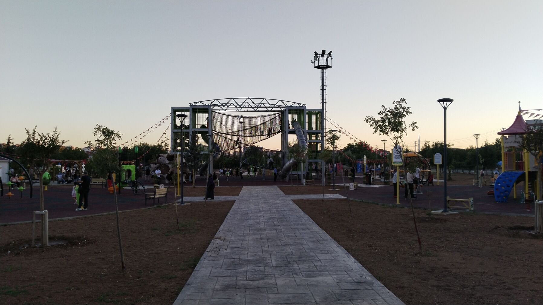 Uşak Çocuk Kent Coşkun Demir Park Bahçe Müdürü (4)