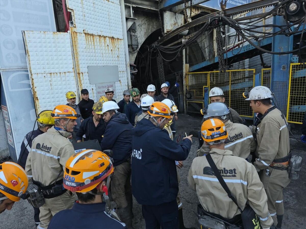 Soma'daki maden göçüğünde 5 işçi hayatını kaybetti