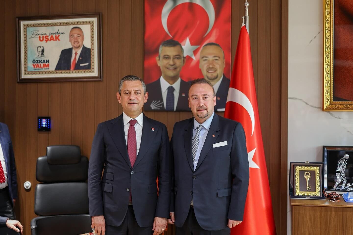 Özgür Özel Özkan Yalım